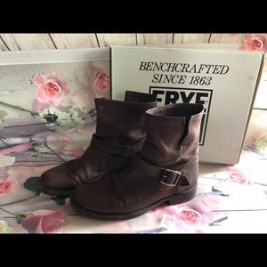 Frye Natalie Short Boots Size 10